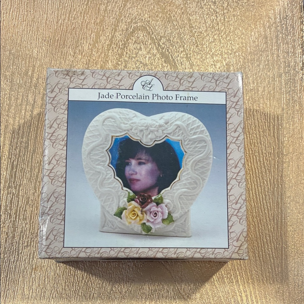 Jade Porcelain Heart Photo Frame